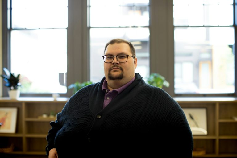 allgo-an-app-for-plus-size-people-OTf3wEvxAfE-unsplash