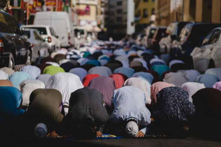shalat lima waktu