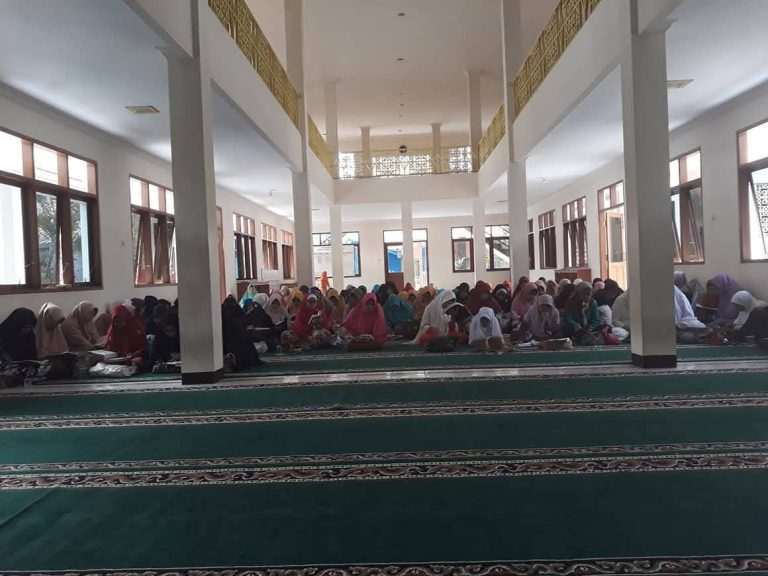 Pesantren Mathla’ul Huda