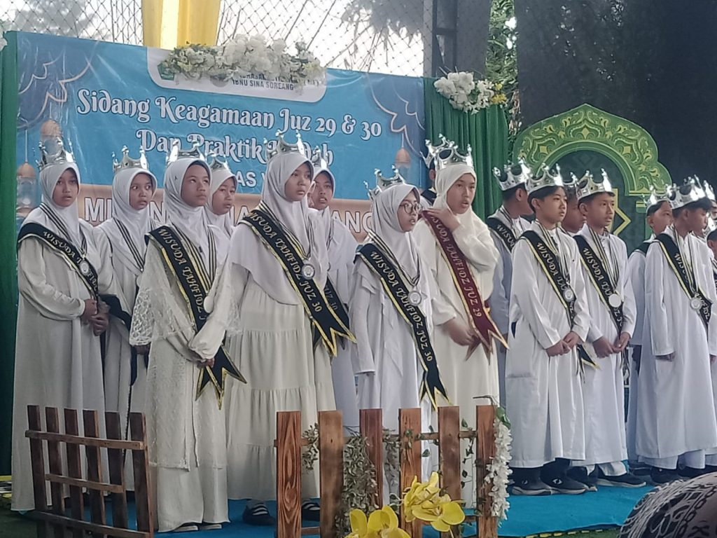 Wisuda Tahfidz MI Ibnu Sina Soreang